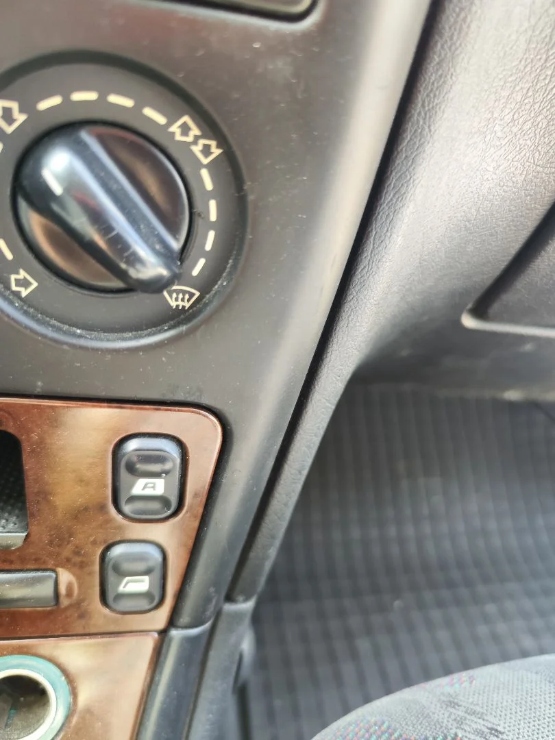 Foto de MANDO ELEVALUNAS DELANTERO DERECHO CITROEN XSARA BERLINA 2.0 HDi CAT (RHY / DW10TD) (90 CV / 66 KW)