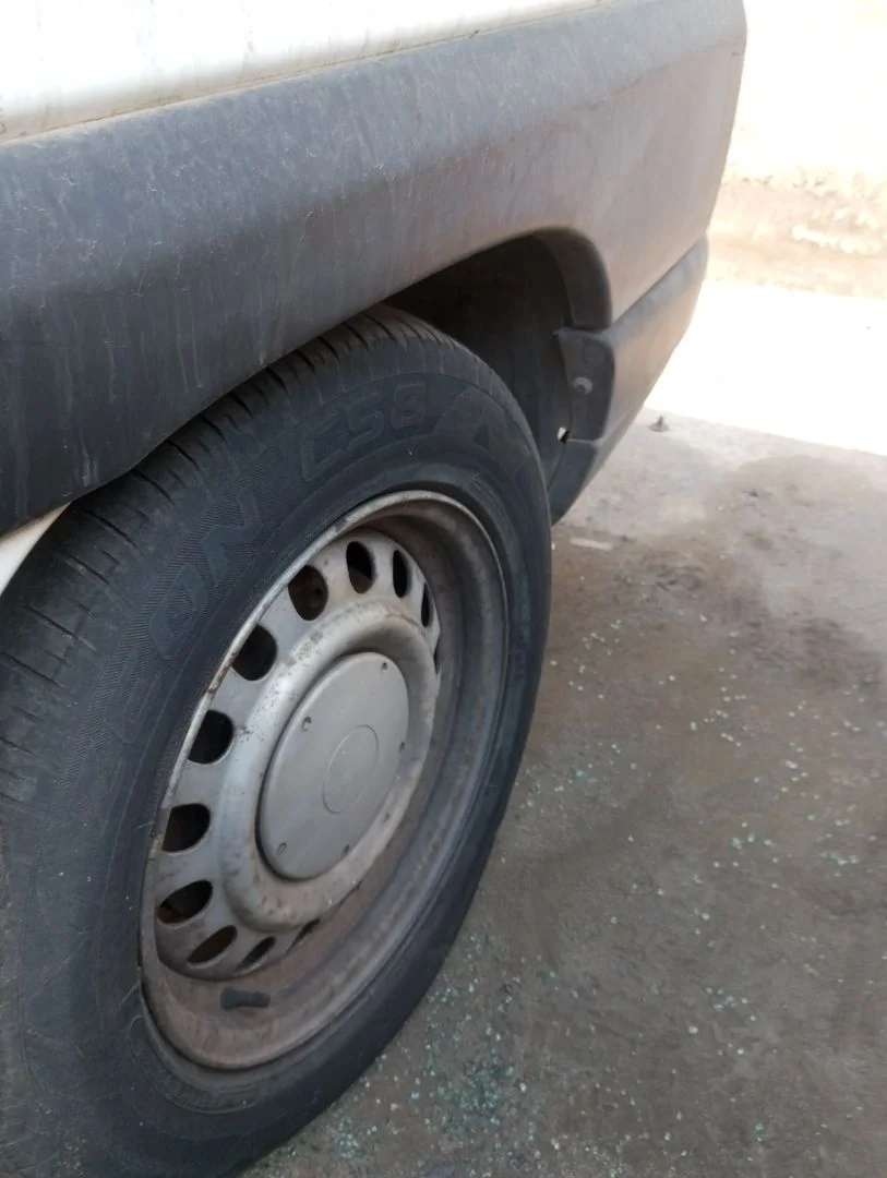 Foto de AMORTIGUADOR TRASERO IZQUIERDO FIAT I SCUDO (222) 2.0 JTD CAT (94 CV / 69 KW) referencia 9811403780