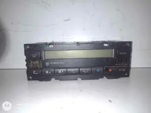 Foto de MANDO CLIMATIZADOR VOLKSWAGEN PASSAT BERLINA (3B3) referencia 3B1907044K