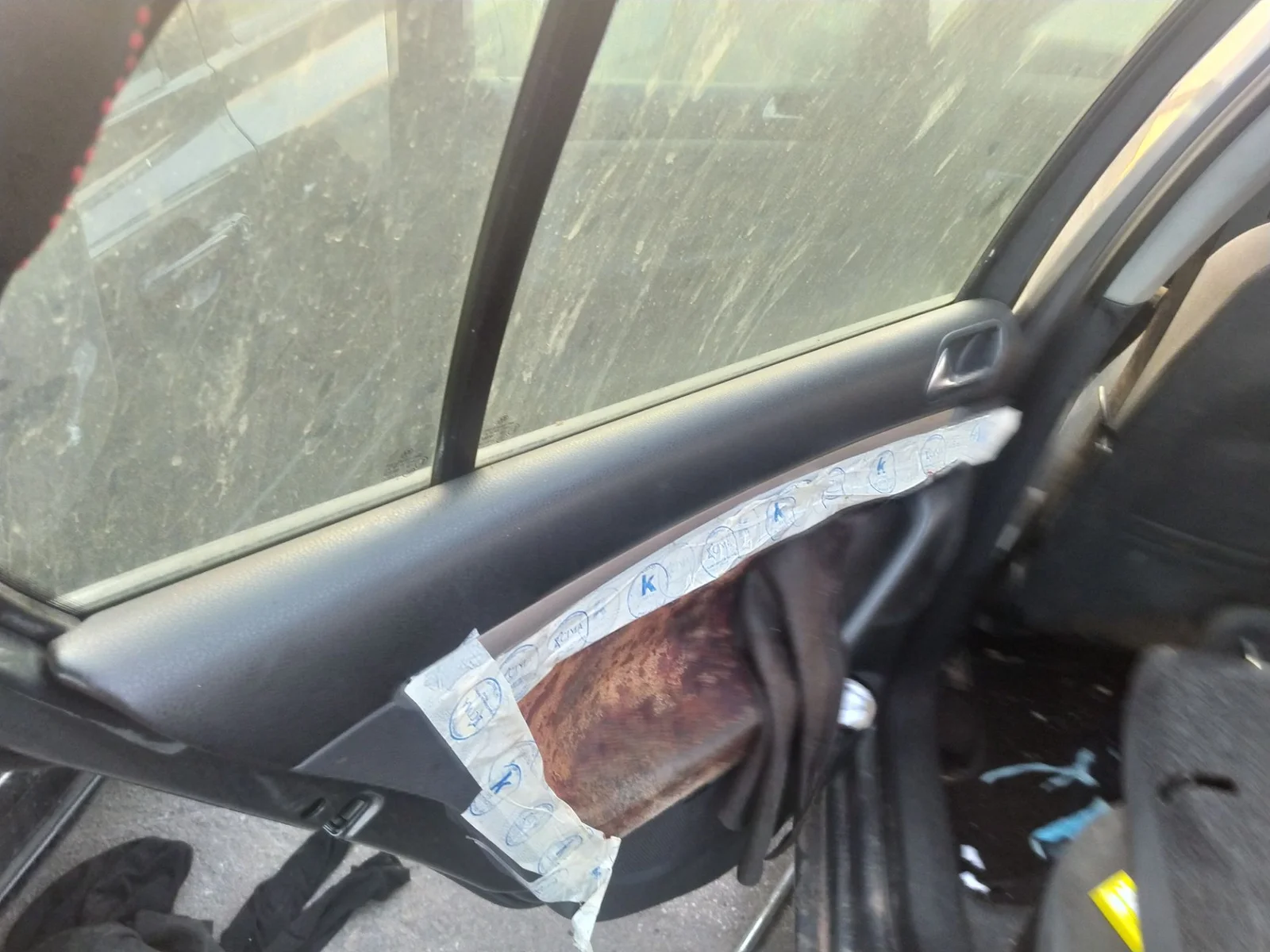 Foto de CERRADURA PUERTA TRASERA IZQUIERDA SEAT TOLEDO (5P2) 2.0 TDI (140 CV / 103 KW) referencia 7L0839016D