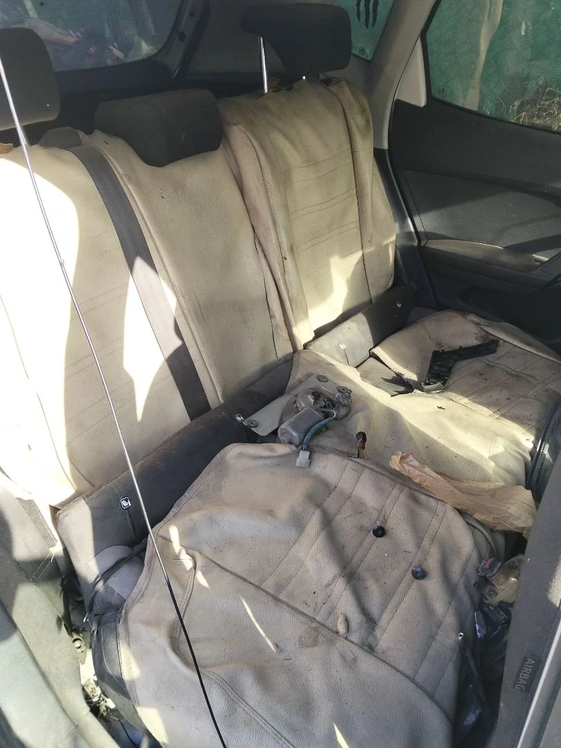 Foto de ASIENTO TRASERO MEDIO SEAT ARONA (KJ) 1.6 TDI (116 CV / 85 KW)