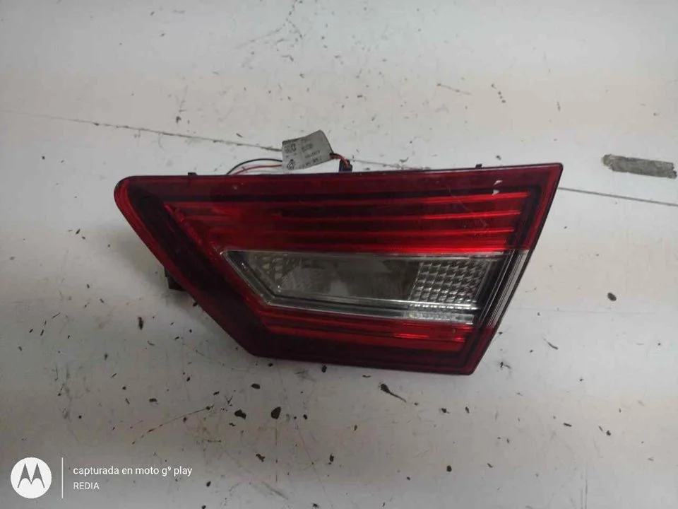 Foto de PILOTO TRASERO DERECHO INTERIOR RENAULT CLIO IV 1.5 dCi Diesel FAP (90 CV / 66 KW) referencia 265505796