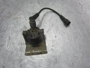 Foto de BOBINA ENCENDIDO OPEL CORSA B referencia 90449739