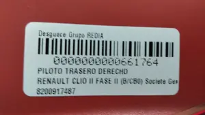 Foto de PILOTO TRASERO DERECHO RENAULT CLIO II FASE II (B/CB0) referencia 8200917487 foto 3
