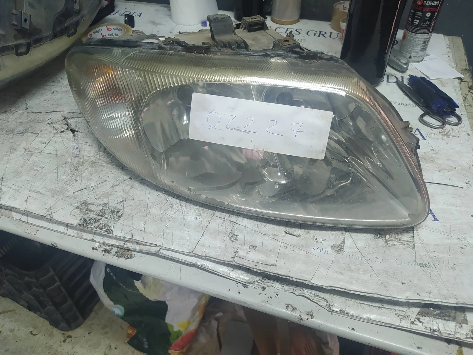 Foto de FARO DERECHO CHRYSLER VOYAGER (RG) 2.5 CRD CAT (143 CV / 105 KW) referencia 04857830AC