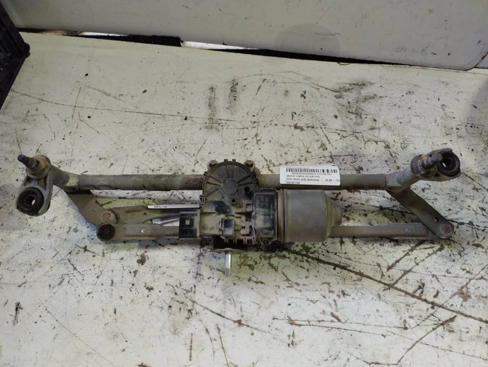 Foto de MOTOR LIMPIA DELANTERO SEAT IBIZA BERLINA (6J5) 1.9 TDI (105 CV / 77 KW) referencia 3397021194