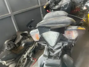 Foto de PILOTO TRASERO CENTRAL YAMAHA TMAX 530 530 cm3 - 34 kW (0 CV / 0 KW)