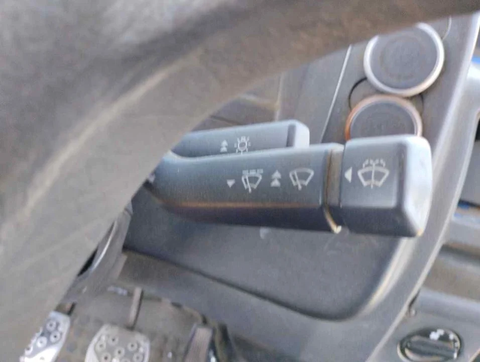 Foto de MANDO LIMPIA FORD TRANSIT FURGÓN (CY/DY)(1986) 2.5 Diesel (80 CV / 59 KW)