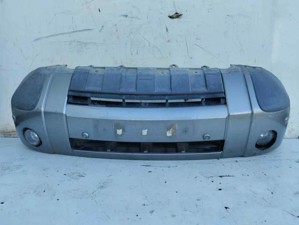 Foto de PARAGOLPES DELANTERO LAND ROVER DISCOVERY