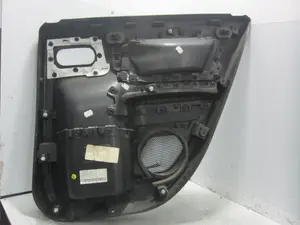 Foto de GUARNECIDO PUERTA TRASERA IZQUIERDA CITROEN C4 CACTUS 1.2 12V VTi (82 CV / 60 KW) referencia 98011900ZD foto 2