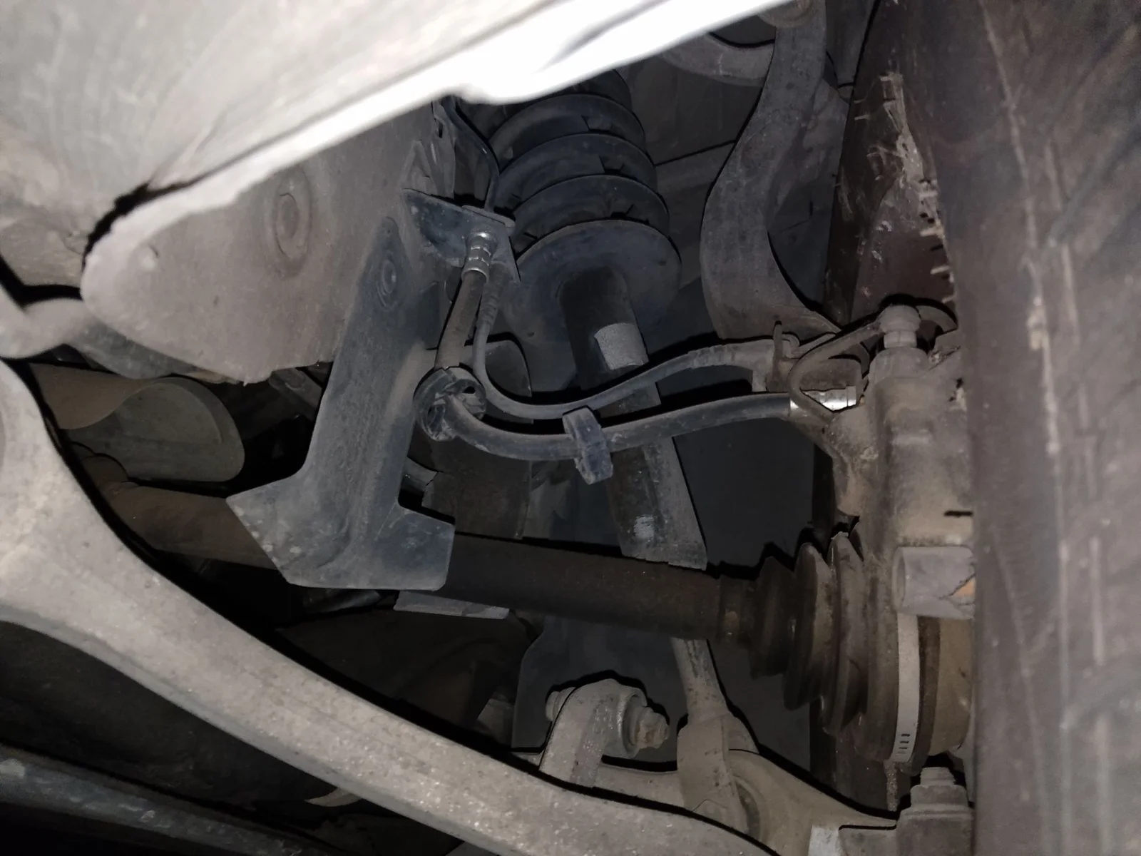 Foto de BRAZO SUSPENSION DELANTERO DERECHO VOLKSWAGEN PASSAT BERLINA (3B3) 1.9 TDI (131 CV / 96 KW)