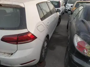 Foto de CERRADURA PUERTA TRASERA DERECHA VOLKSWAGEN GOLF VII BERLINA (BQ1/BE2) 1.6 TDI (116 CV / 85 KW) referencia RH45380180 foto 5