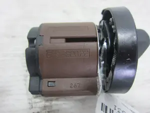 Foto de MANDO LUCES BMW SERIE 5 BERLINA (E39) 2.8 24V CAT (193 CV / 142 KW) referencia 549392022 foto 7