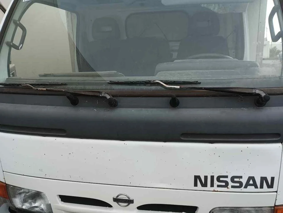 Foto de ARTICULACION LIMPIA DELANTERA NISSAN CABSTAR E 3.0 Diesel (120 CV / 88 KW)