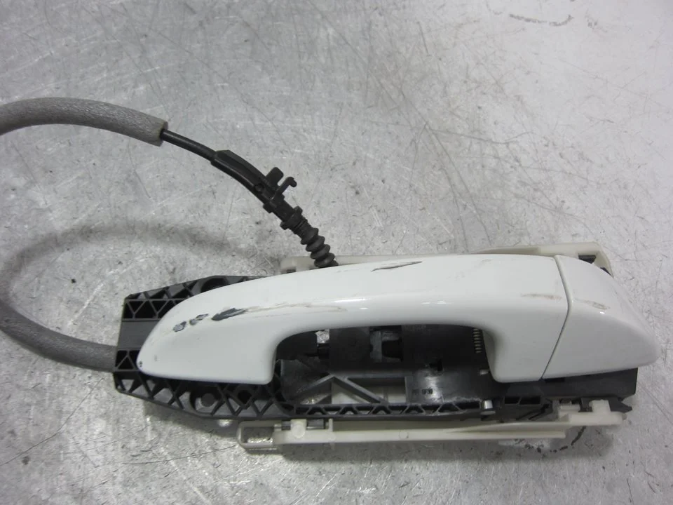 Foto de MANETA EXTERIOR TRASERA DERECHA PORSCHE CAYENNE (TIPO 92A) referencia 5N0839885H