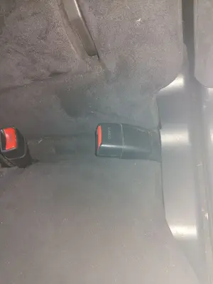 Foto de ENGANCHE CINTURON TRASERO CENTRAL MITSUBISHI GRANDIS (NA0W) 2.0 DI-D CAT (136 CV / 100 KW)
