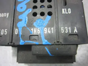 Foto de MANDO LUCES VOLKSWAGEN GOLF III (1H1)(11.1991) 2.0 (116 CV / 85 KW) referencia 1H0953513C FKZ foto 5