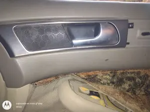 Foto de MANETA INTERIOR DELANTERA DERECHA AUDI A6 BERLINA (4B2) 1.9 TDI (131 CV / 96 KW)