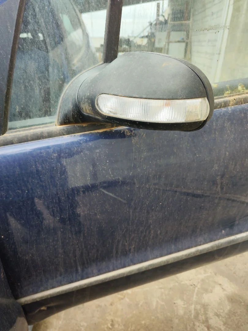 Foto de RETROVISOR IZQUIERDO MERCEDES-BENZ CLASE A (BM 168) 1.4 CAT (82 CV / 60 KW)