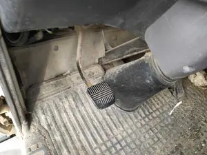 Foto de PEDAL EMBRAGUE NISSAN CABSTAR E 3.0 Diesel (120 CV / 88 KW)