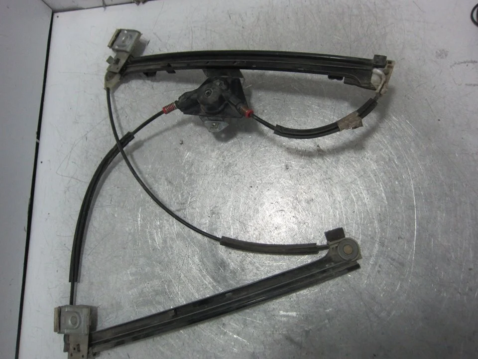 Foto de ELEVALUNAS DELANTERO DERECHO SEAT INCA (6K9) 1.9 Diesel CAT (1Y) (64 CV / 47 KW) referencia 6K4837402