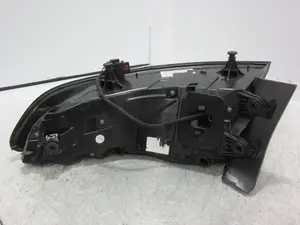 Foto de PILOTO TRASERO IZQUIERDO PORSCHE MACAN (95BA) referencia 95B945091L foto 3