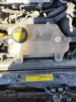 Foto de DEPOSITO EXPANSION TOYOTA COROLLA (E11) 2.0 Turbodiesel CAT (90 CV / 66 KW) referencia 1647022040