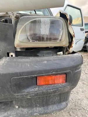 Foto de FARO IZQUIERDO RENAULT RAPID /EXPRESS (F40) 1.9 Diesel (64 CV / 47 KW)