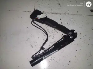Foto de ENGANCHE CINTURON DELANTERO DERECHO BMW SERIE 4 GRAN COUPE (F36) referencia 72593804