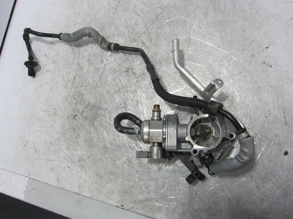 Foto de DEPRESOR FRENO / BOMBA VACIO PORSCHE MACAN (95BA) referencia 06K145100