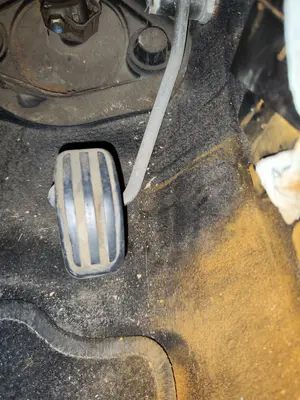 Foto de PEDAL ACELERADOR PEUGEOT 307 (S1)(04.2001) 1.6 16V CAT (109 CV / 80 KW)