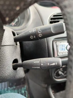 Foto de MANDO LIMPIA PEUGEOT 206 1.6 16V CAT (109 CV / 80 KW)