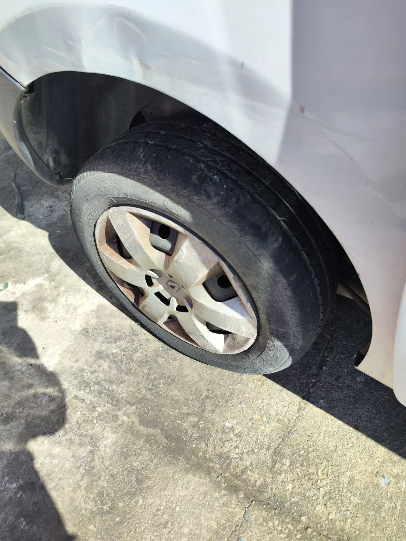 Foto de LLANTA RENAULT KANGOO II (F/KW0) 1.5 dCi Diesel CAT (86 CV / 63 KW) referencia 403008837R
