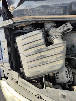 Foto de CAJA FILTRO AIRE VOLKSWAGEN SHARAN (7M6/7M9) 1.9 TDI (116 CV / 85 KW)
