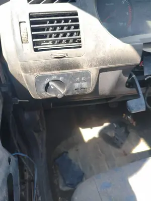 Foto de MANDO LUCES SEAT CORDOBA BERLINA (6K2) 1.9 TDI (90 CV / 66 KW) referencia 6K5953503AFFKZ