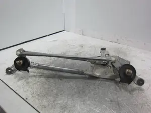Foto de MOTOR LIMPIA DELANTERO LEXUS NX (AZ10) referencia 8511078010 foto 3