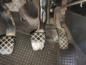 Foto de PEDAL FRENO VOLKSWAGEN POLO IV (9N1)