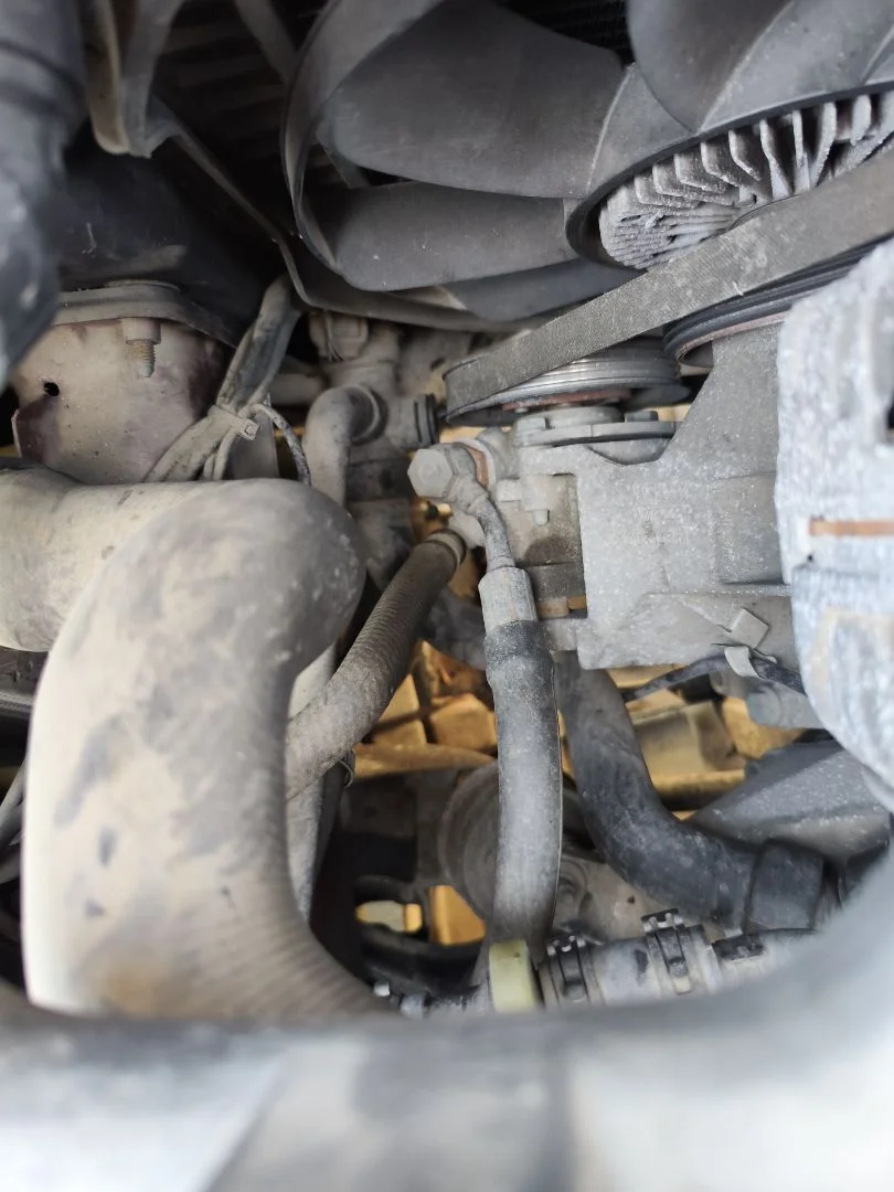 Foto de TUBO PRESION DIRECCION ASISTIDA VOLKSWAGEN PASSAT BERLINA (3B2) 1.9 TDI (116 CV / 85 KW)