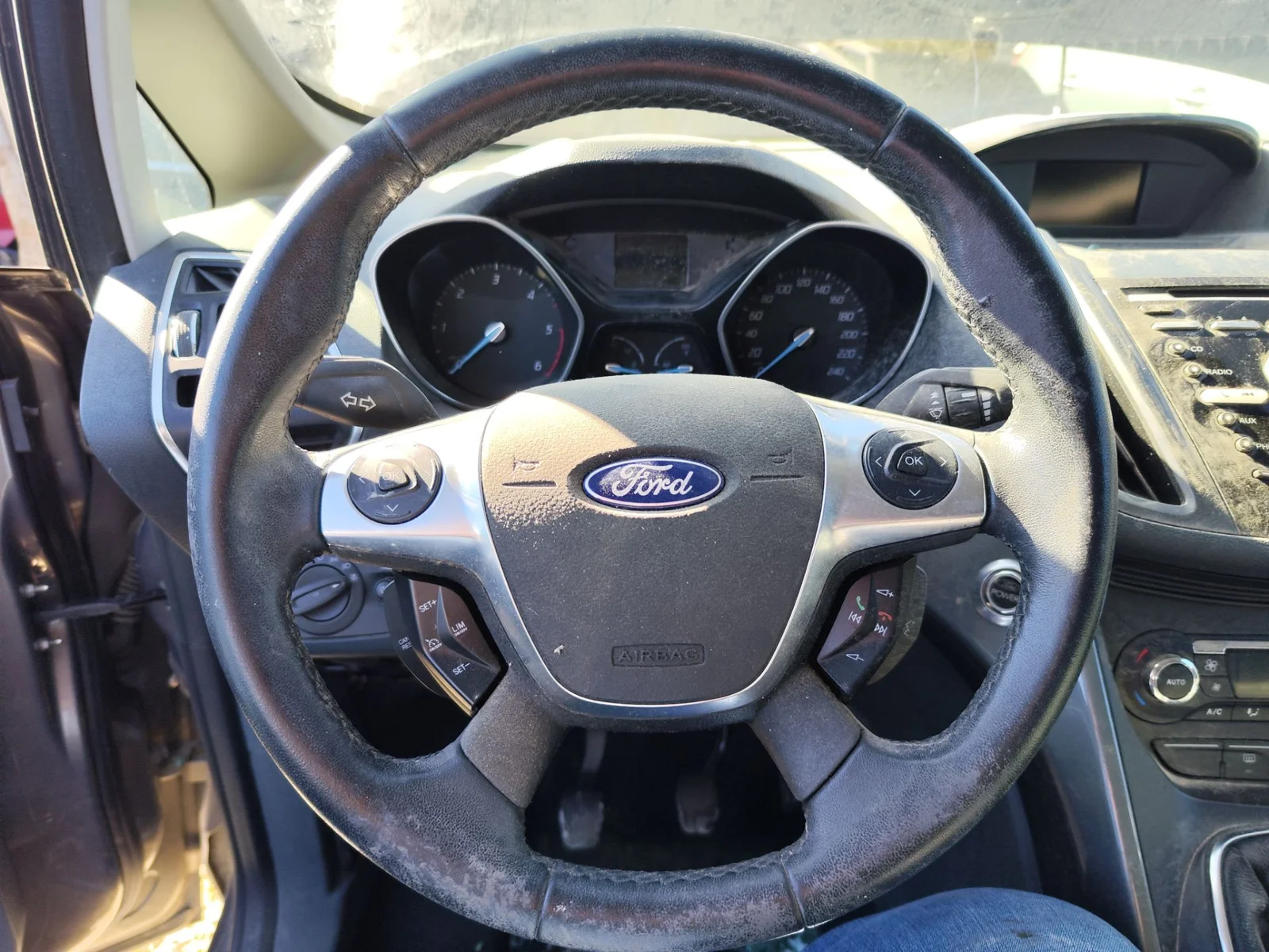 Foto de VOLANTE FORD C-MAX (CB7) 1.6 TDCi CAT (116 CV / 85 KW)
