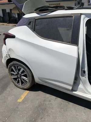 Foto de PUERTA TRASERA DERECHA NISSAN MICRA (K14) 1.0 12V CAT (71 CV / 52 KW) referencia 821005FA5J