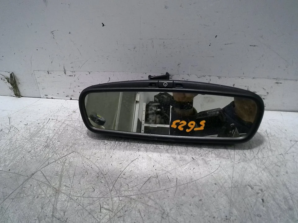 Foto de ESPEJO TOYOTA COROLLA (E12) 1.6 16V (110 CV / 81 KW) referencia 8781005040