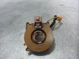 Foto de ANILLO AIRBAG KIA CERATO (LD) 1.6 CAT (105 CV / 77 KW) referencia KL8J610385 foto 2