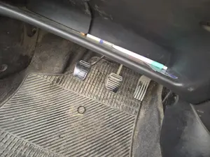 Foto de PEDAL ACELERADOR FORD FOCUS FAMILIAR (CAK) 1.8 TDDI Turbodiesel CAT (90 CV / 66 KW)