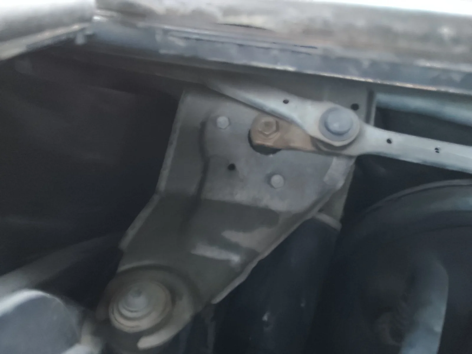 Foto de MOTOR LIMPIA DELANTERO LAND ROVER RANGE ROVER (LM) 4.4 V8 CAT (306 CV / 225 KW)