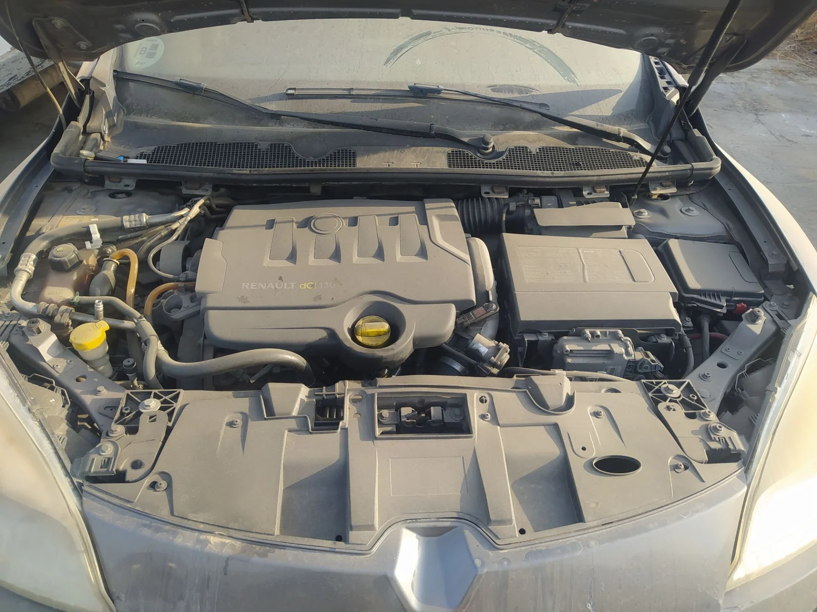 Foto de ABS RENAULT MEGANE III SPORT TOURER 1.9 dCi Diesel (131 CV / 96 KW) referencia 476604075R