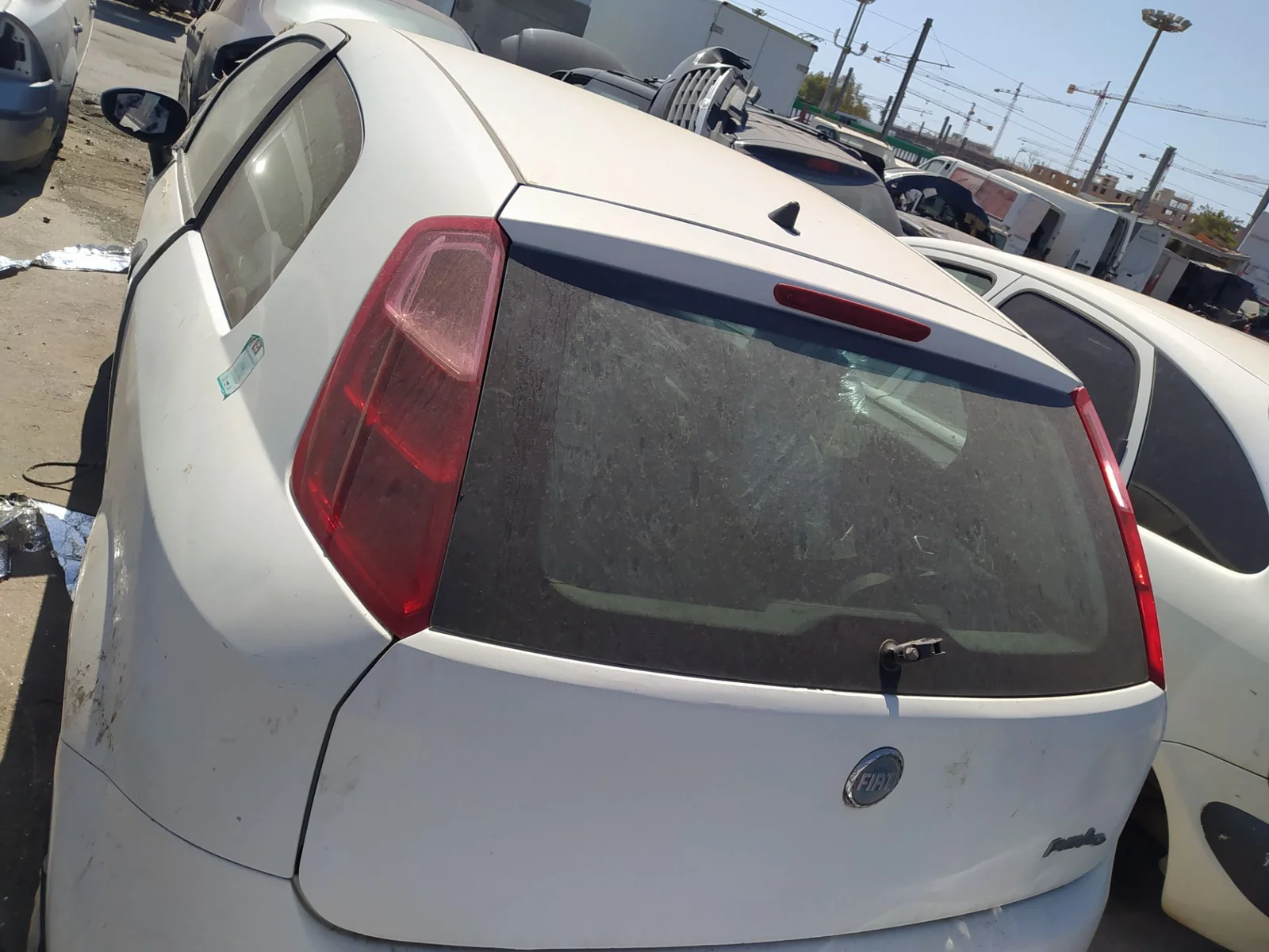 Foto de BASE DE ANTENA FIAT GRANDE PUNTO (199) 1.3 16V JTD CAT (75 CV / 55 KW)