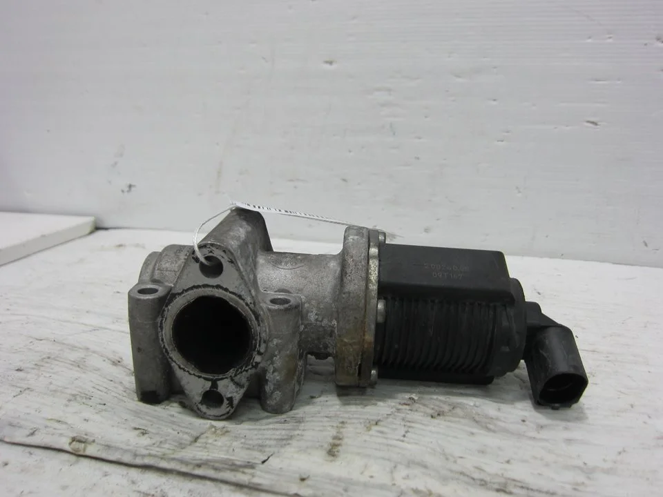 Foto de VALVULA EGR OPEL VECTRA C BERLINA referencia 55215031