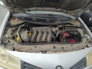 Foto de MOTOR LIMPIA DELANTERO RENAULT MEGANE II BERLINA 5P 1.4 16V (98 CV / 72 KW) referencia 7701054828
