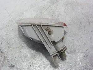 Foto de FARO ANTINIEBLA TRASERO DERECHO FORD FOCUS BERLINA (CAP) 1.6 16V CAT (101 CV / 74 KW) referencia 20231010003 foto 2