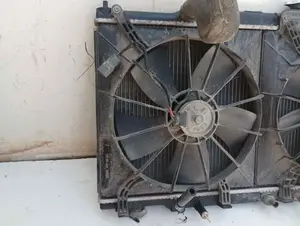 Foto de ELECTROVENTILADOR RADIADOR AIRE ACONDICIONADO HONDA CR-V (RD8) 2.0 VTEC CAT (150 CV / 110 KW) foto 1